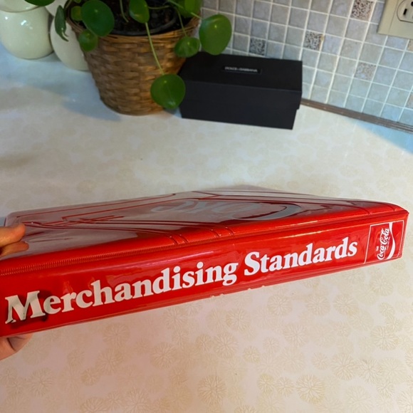 Vintage Coca Cola binder Merchandising Standards Krause 3 ring binder - Picture 2 of 6